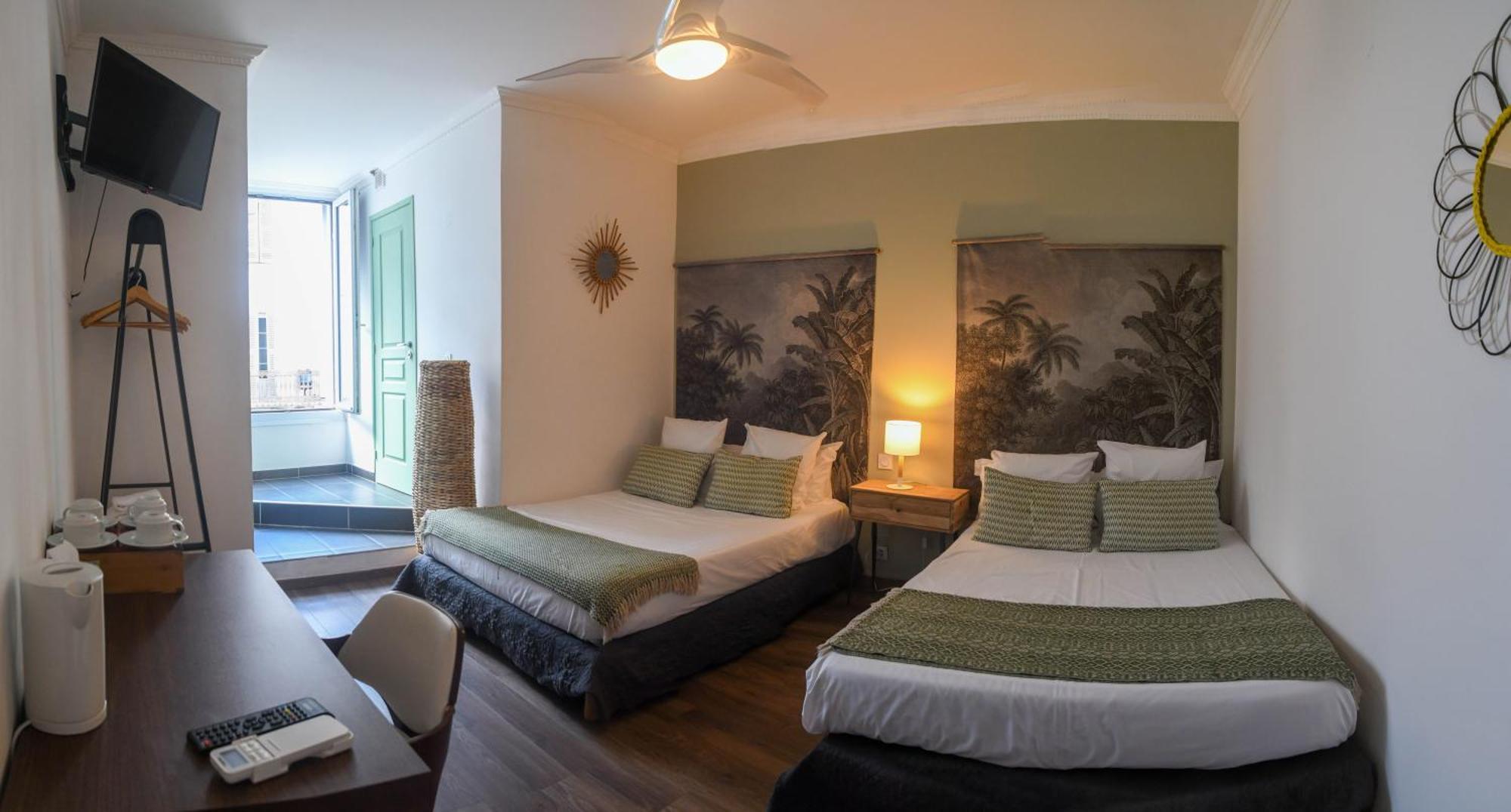 Les Du Palais Bastia Centre Apartment *